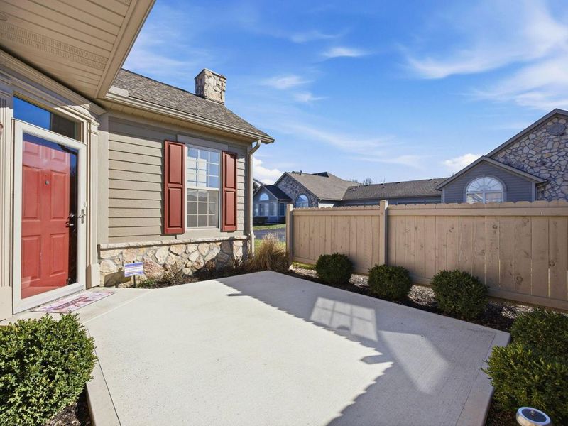 128 Jamie Lynn Circle , Pickerington, OH 43147 Photo 2