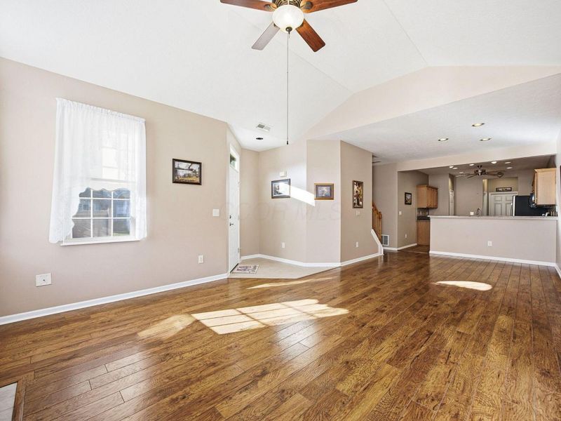 128 Jamie Lynn Circle , Pickerington, OH 43147 Photo 5