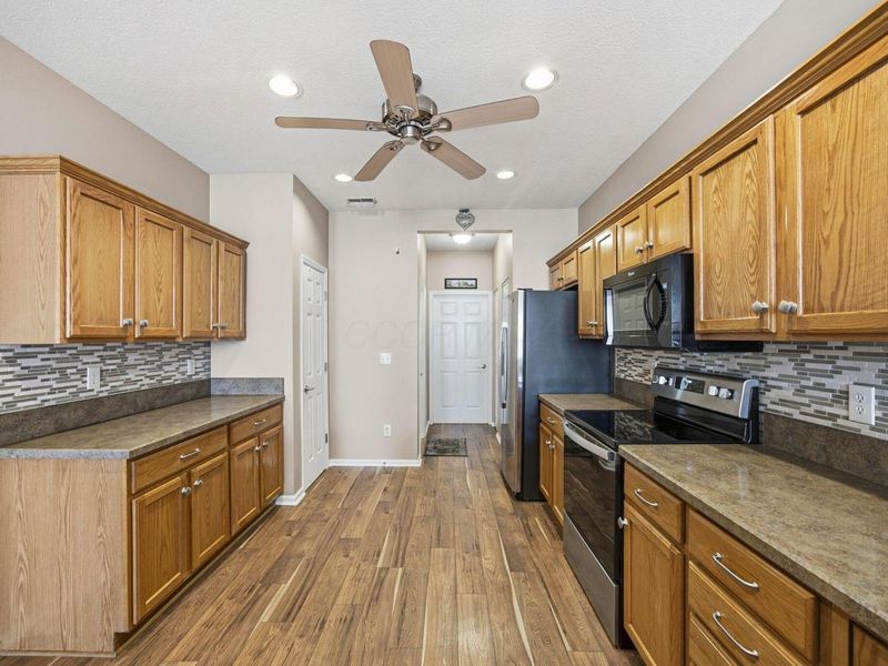 128 Jamie Lynn Circle , Pickerington, OH 43147 Photo 9