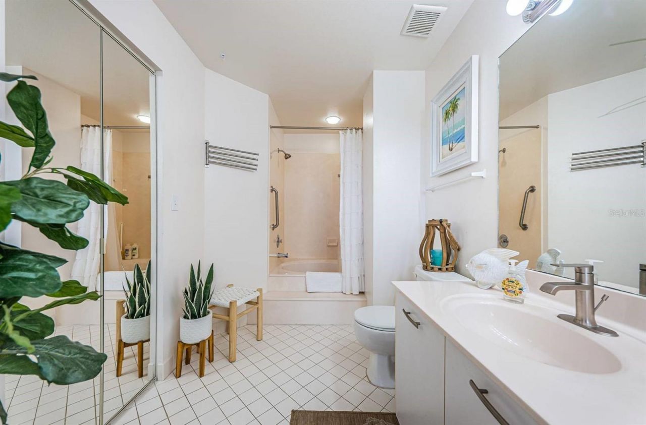 6141 Bahia Del Mar Boulevard , Unit 229, Saint Petersburg, FL 33715 Photo