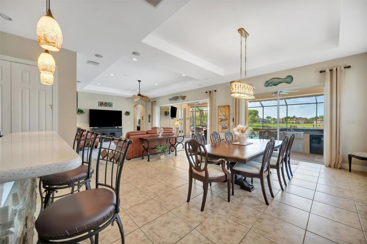 1022 Kestrel Court, Bradenton, FL 34208 Photo