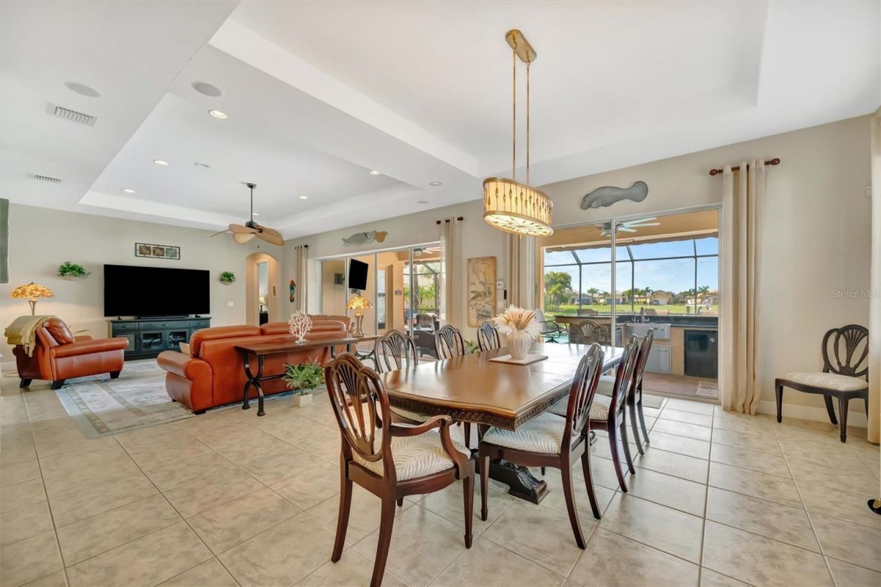 1022 Kestrel Court, Bradenton, FL 34208 Photo