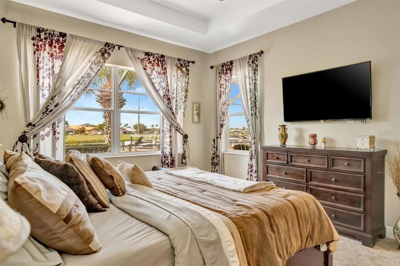 1022 Kestrel Court, Bradenton, FL 34208 Photo