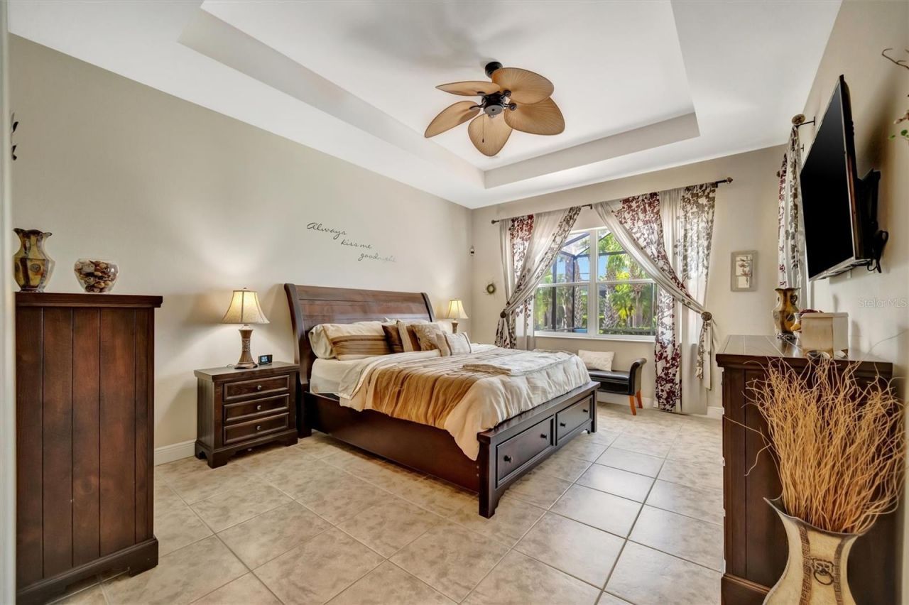 1022 Kestrel Court, Bradenton, FL 34208 Photo