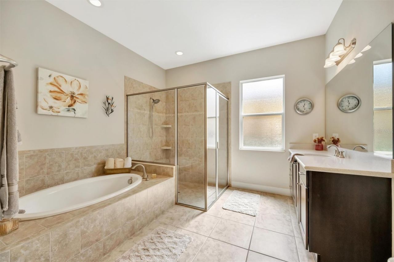 1022 Kestrel Court, Bradenton, FL 34208 Photo