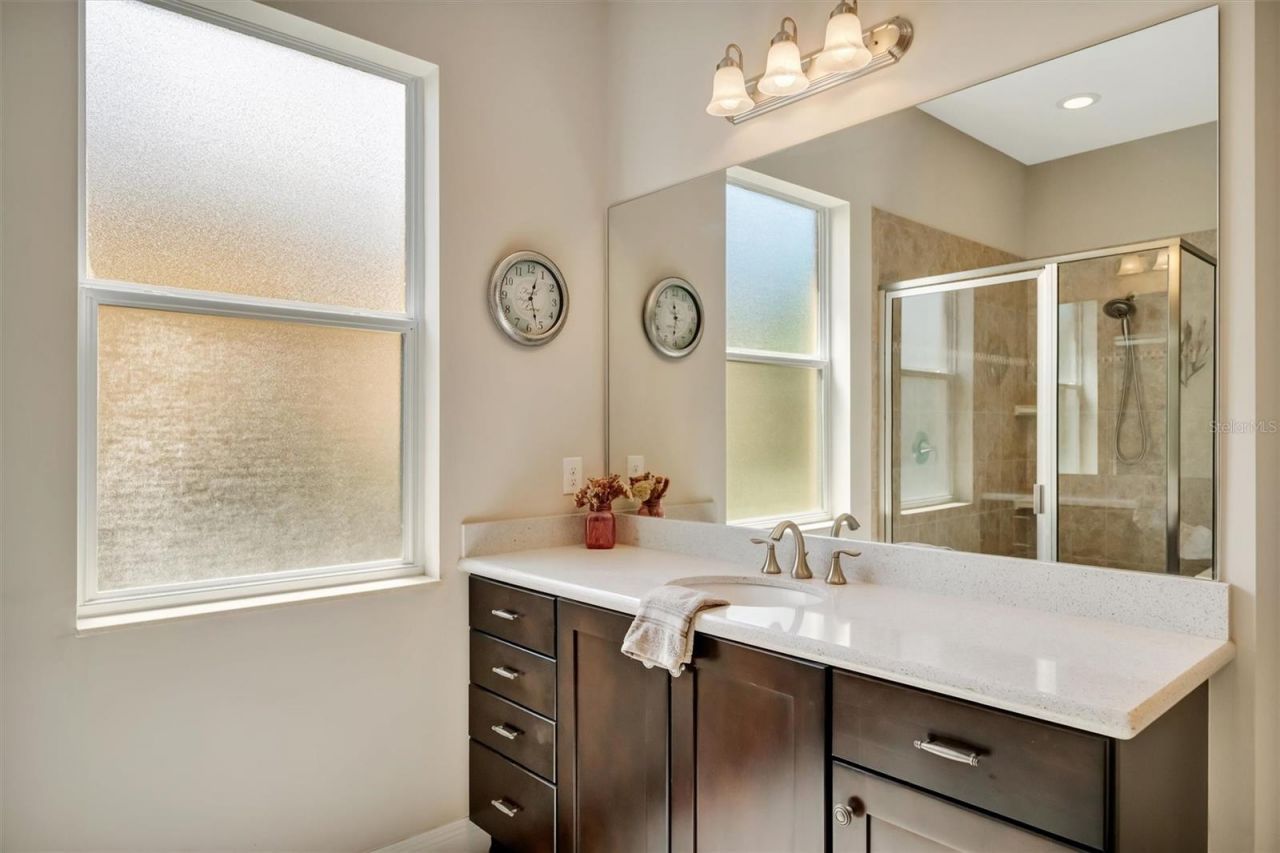 1022 Kestrel Court, Bradenton, FL 34208 Photo