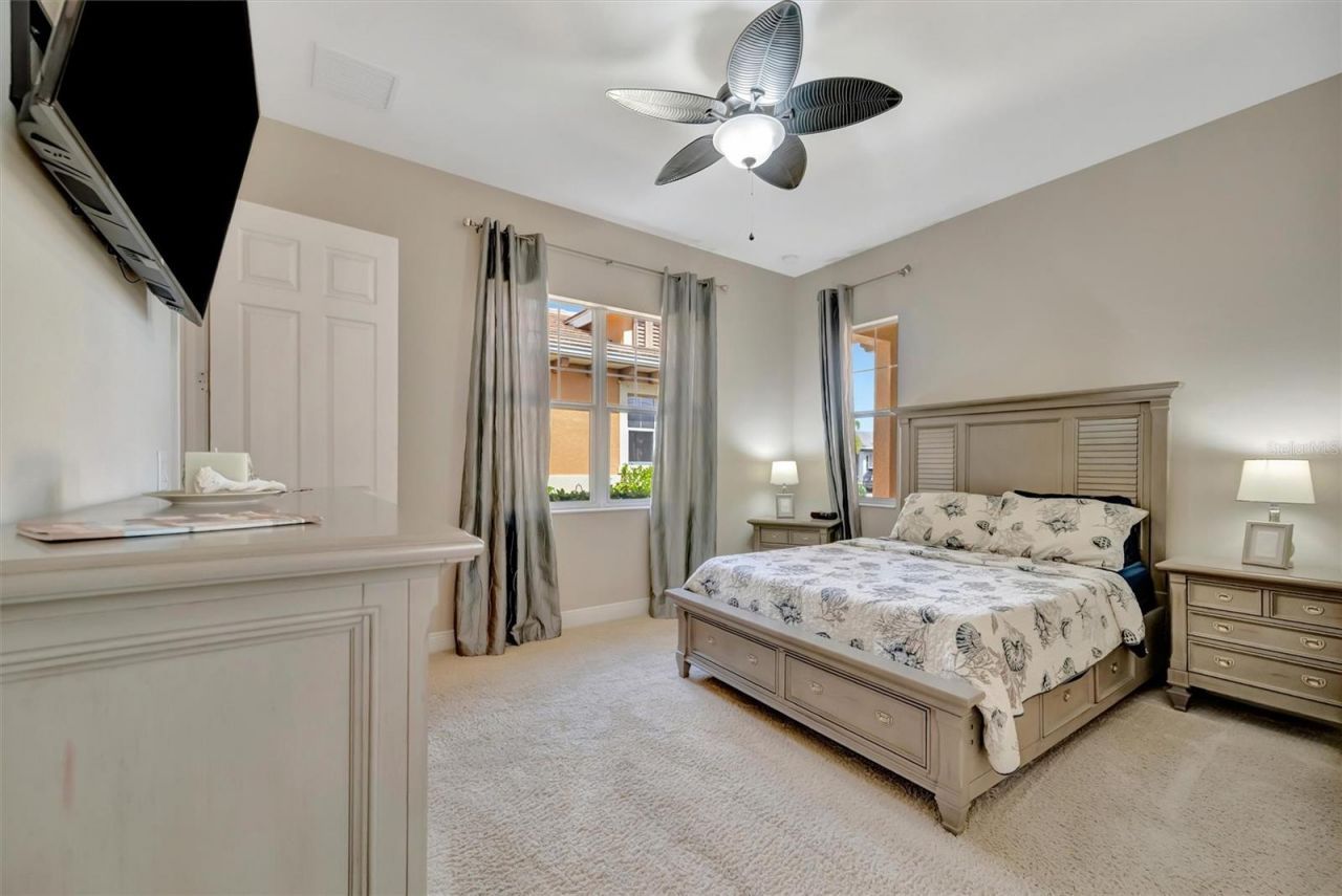 1022 Kestrel Court, Bradenton, FL 34208 Photo