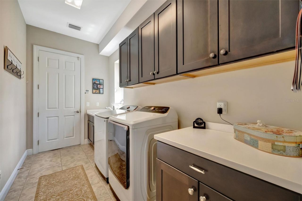 1022 Kestrel Court, Bradenton, FL 34208 Photo