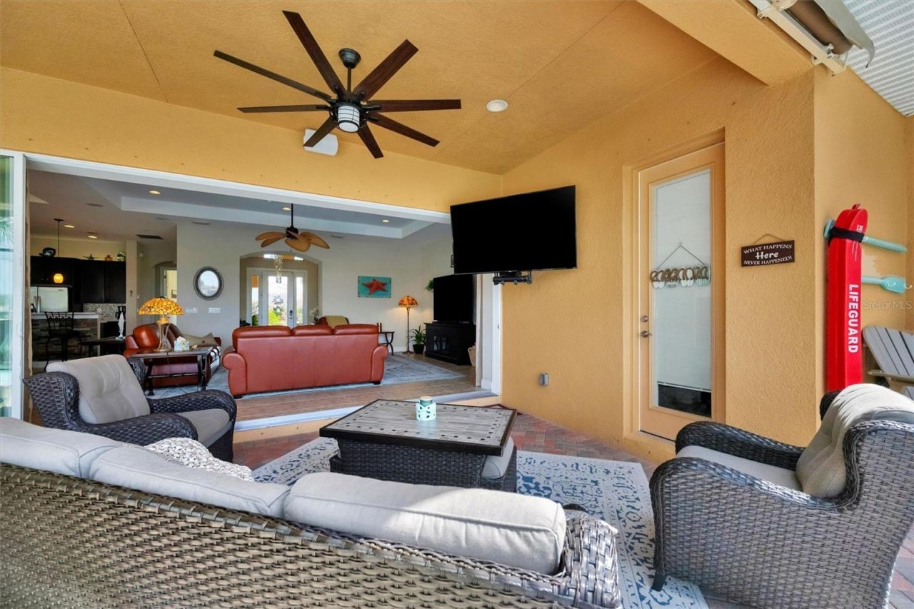 1022 Kestrel Court, Bradenton, FL 34208 Photo