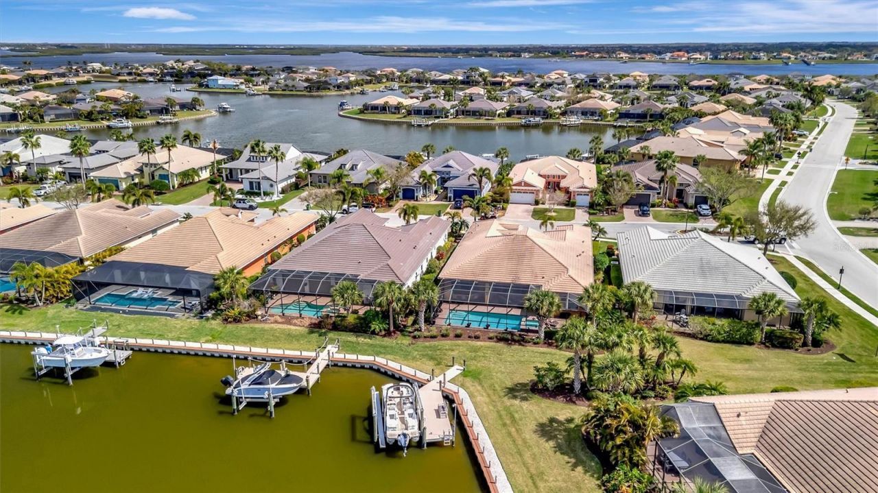 1022 Kestrel Court, Bradenton, FL 34208 Photo