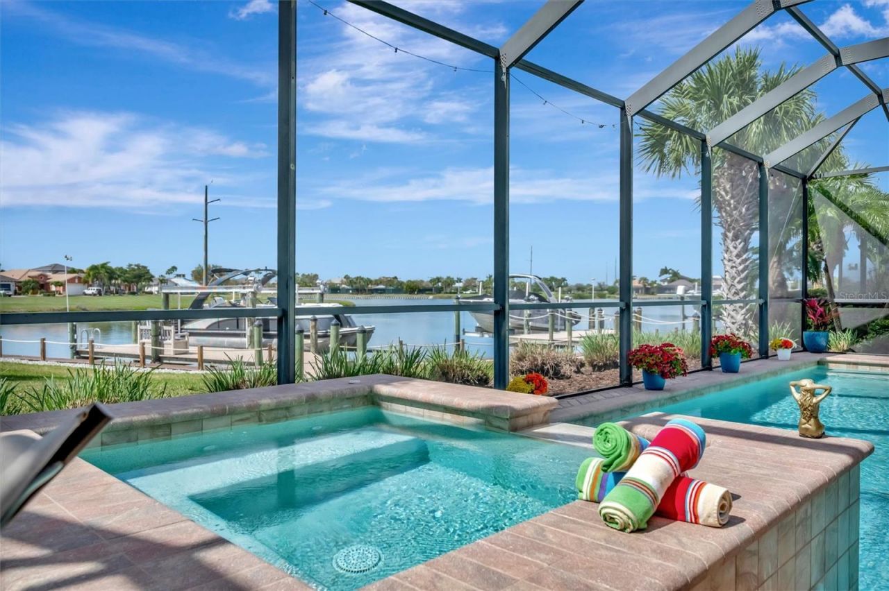 1022 Kestrel Court, Bradenton, FL 34208 Photo