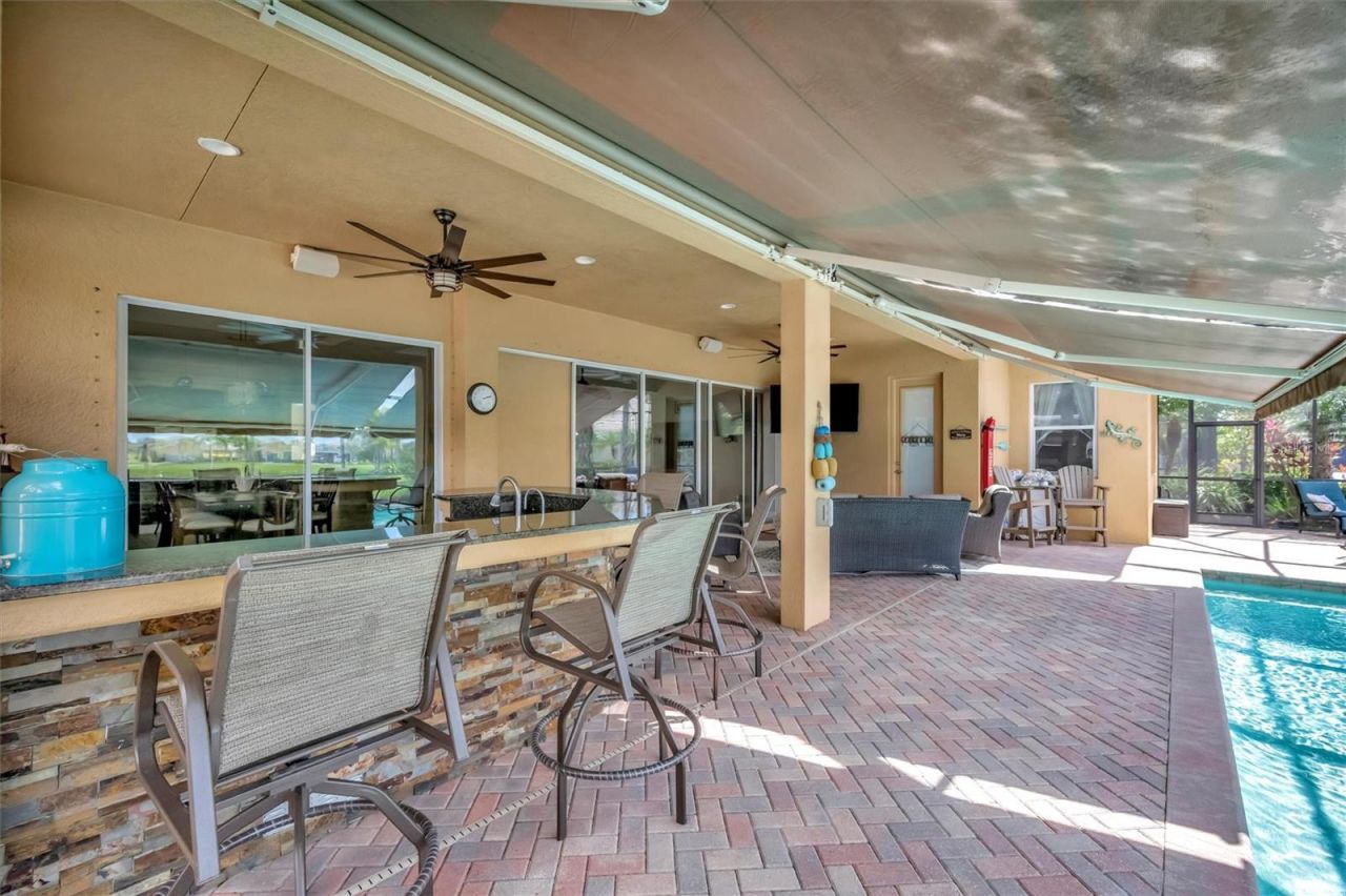 1022 Kestrel Court, Bradenton, FL 34208 Photo