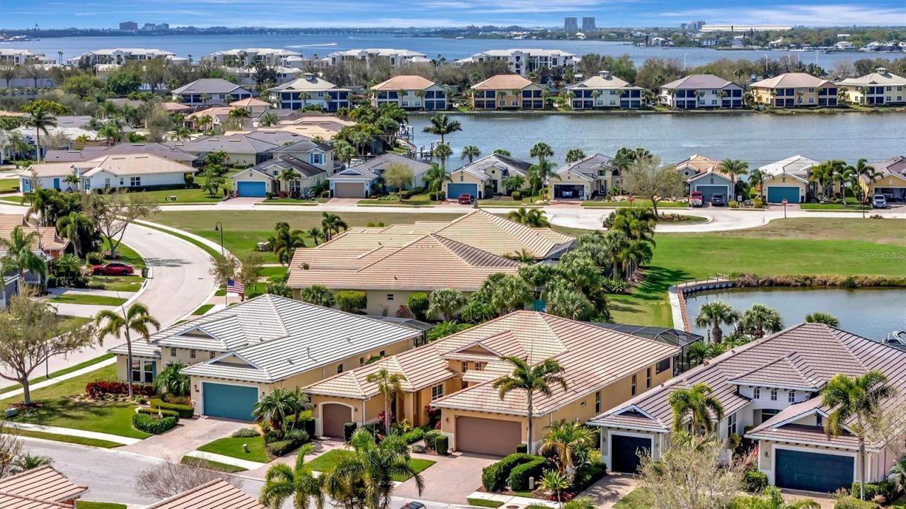 1022 Kestrel Court, Bradenton, FL 34208 Photo