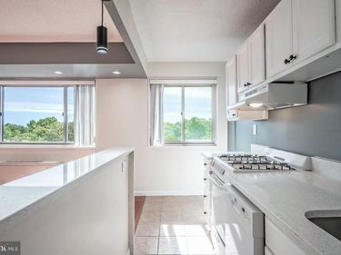 2500 N VAN DORN STREET , Unit 912, ALEXANDRIA, VA 22302