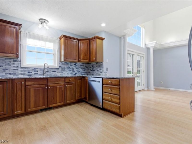 2735 Doral Circle SE, Massillon, OH 44646 Photo 12