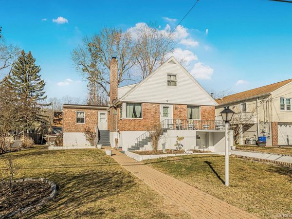 233 Clunie Avenue , Yonkers, NY 10703