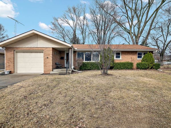 750 Bishop Court, Bradley, IL 60915