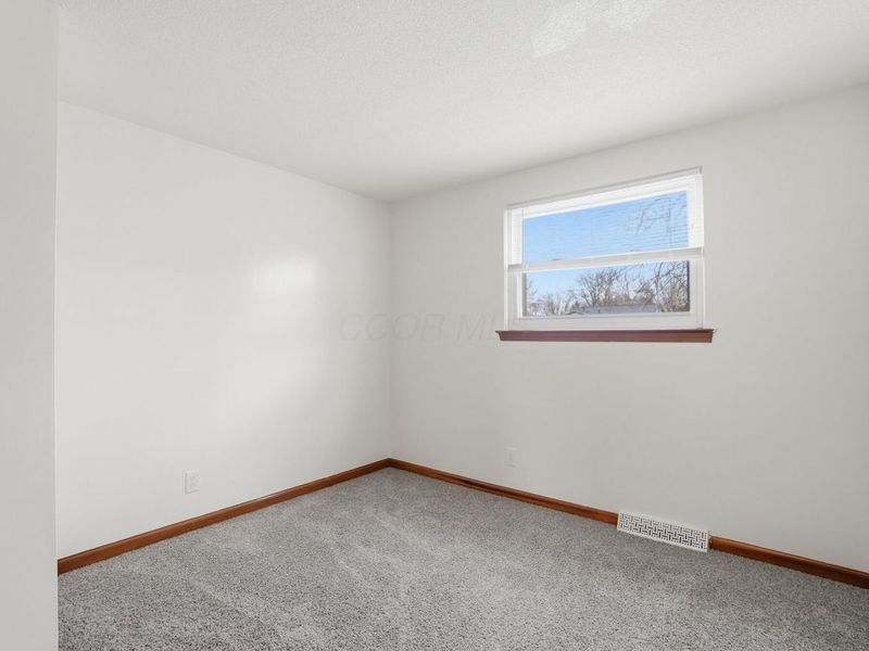 3309 Parklane Avenue, Columbus, OH 43231 Photo 11