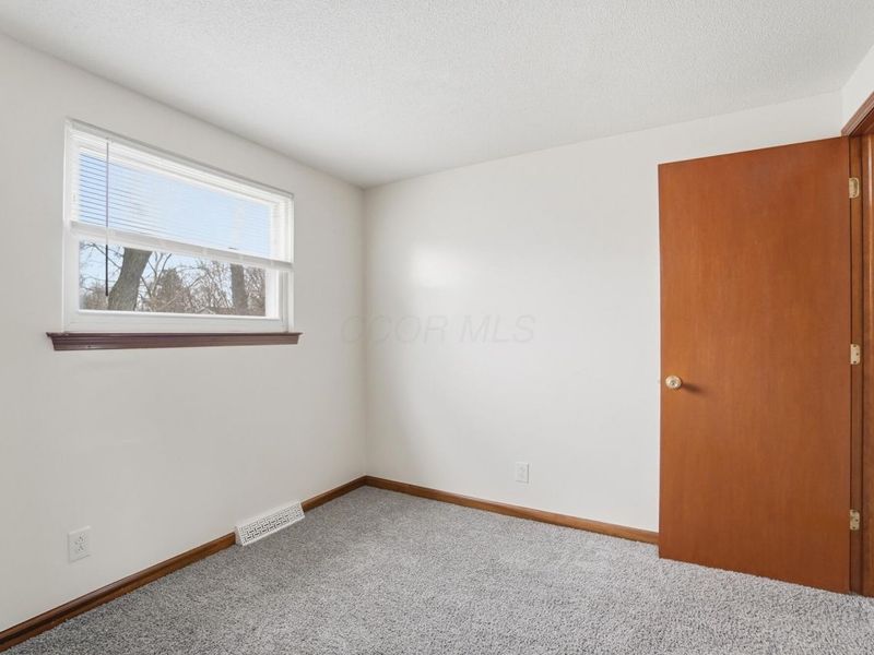 3309 Parklane Avenue, Columbus, OH 43231 Photo 12