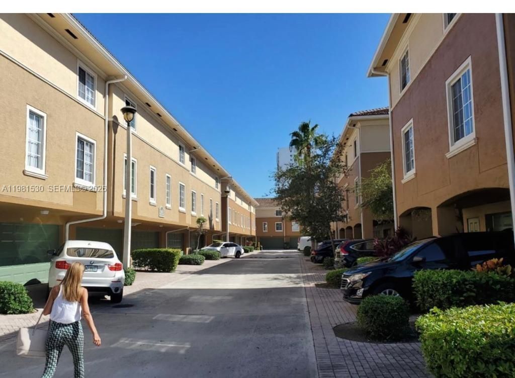 2991 NE 185th St, Unit 1702, Aventura, FL 33180 Photo
