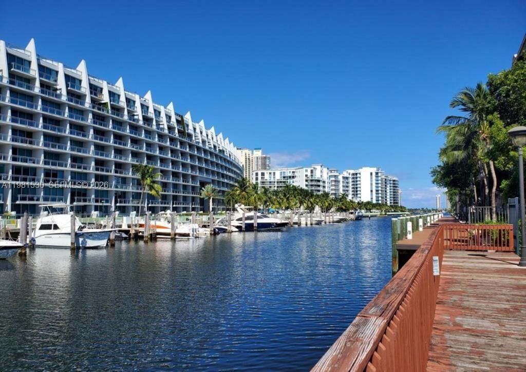 2991 NE 185th St, Unit 1702, Aventura, FL 33180 Photo