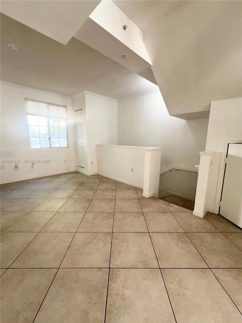 2991 NE 185th St, Unit 1702, Aventura, FL 33180 Photo
