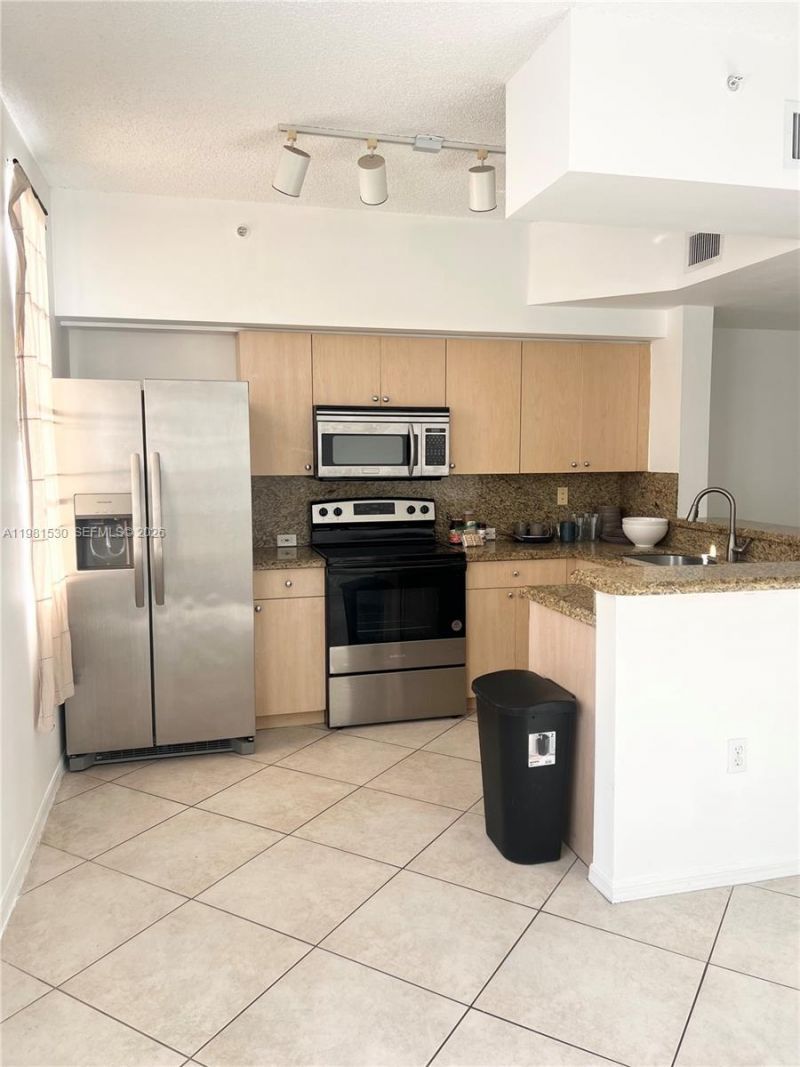 2991 NE 185th St, Unit 1702, Aventura, FL 33180 Photo