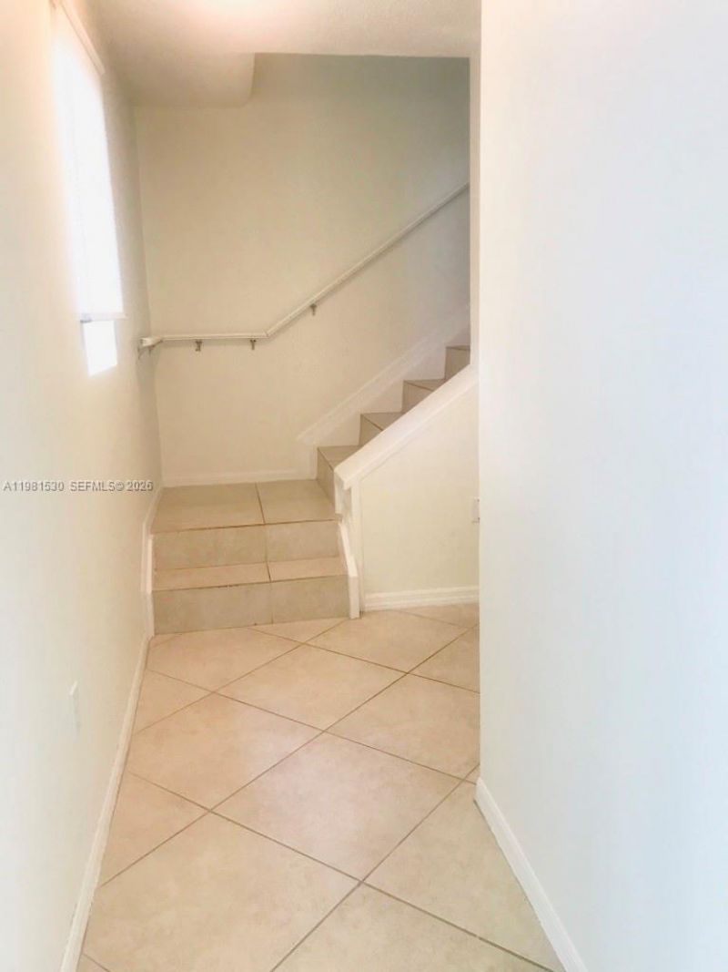 2991 NE 185th St, Unit 1702, Aventura, FL 33180 Photo