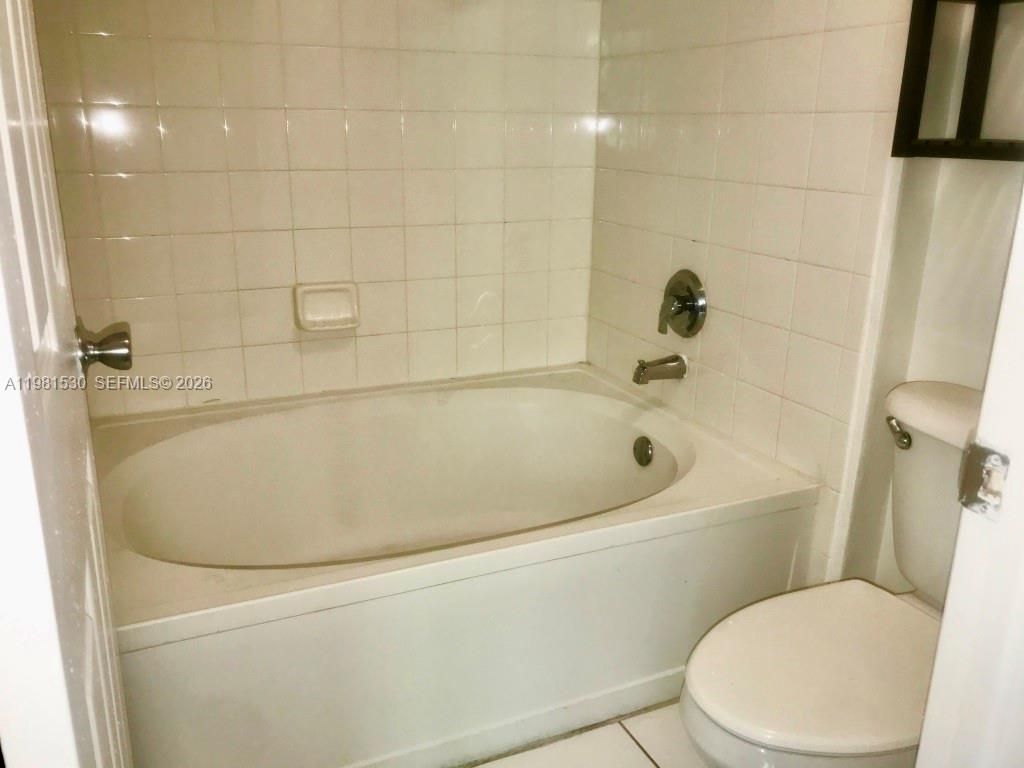 2991 NE 185th St, Unit 1702, Aventura, FL 33180 Photo