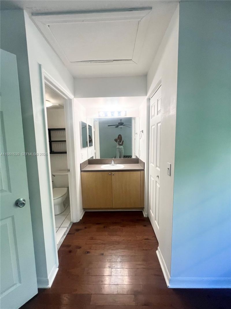 2991 NE 185th St, Unit 1702, Aventura, FL 33180 Photo