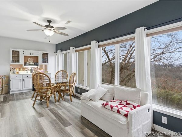 70 Center Court, Unit 728, Lake Ozark, MO 65049