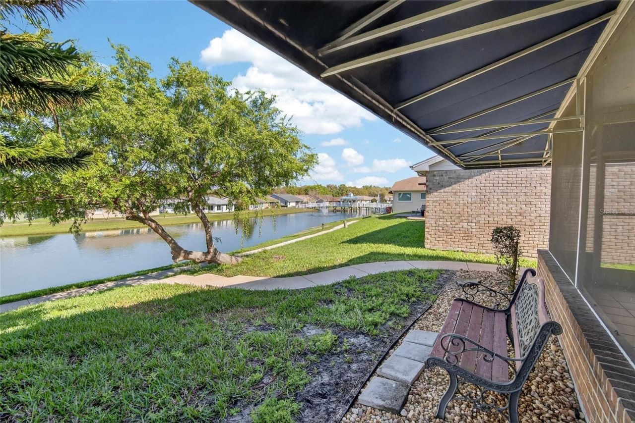 6144 Silver Lakes Drive E, Lakeland, FL 33810 Photo