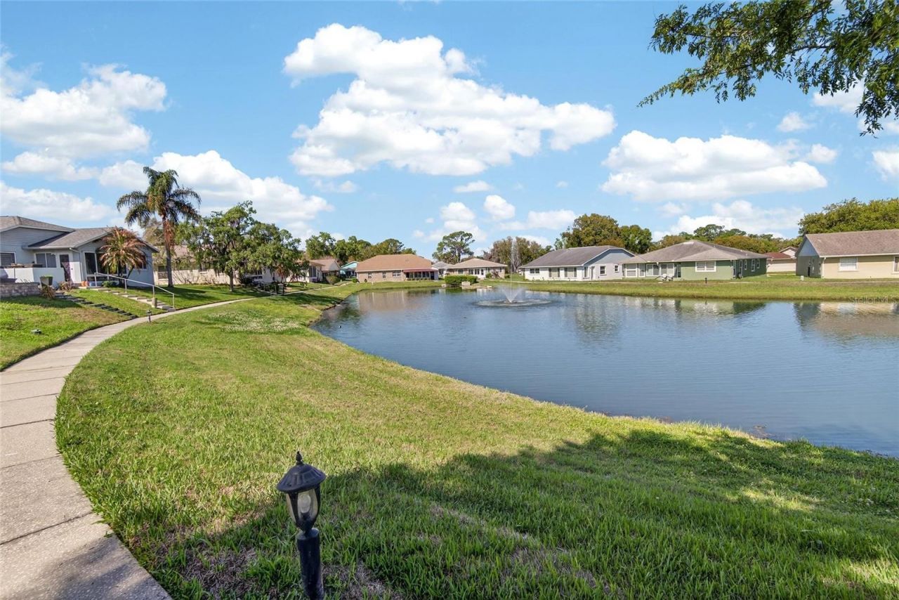 6144 Silver Lakes Drive E, Lakeland, FL 33810 Photo