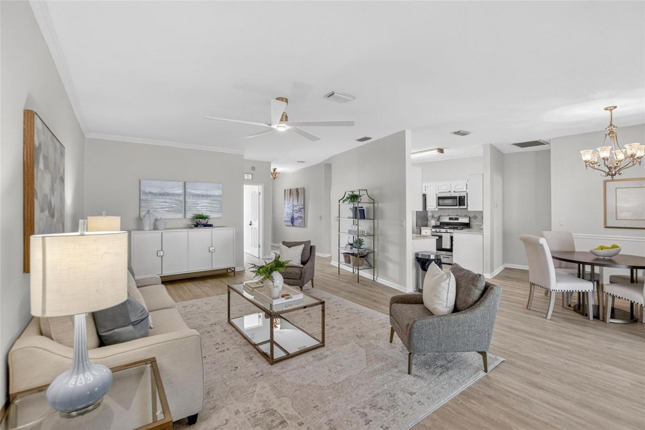 6144 Silver Lakes Drive E, Lakeland, FL 33810 Photo