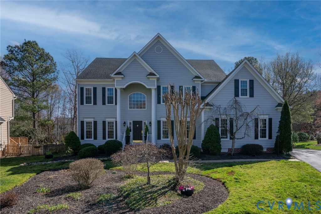 12305 Lynwood Drive Glen Allen, VA 23059