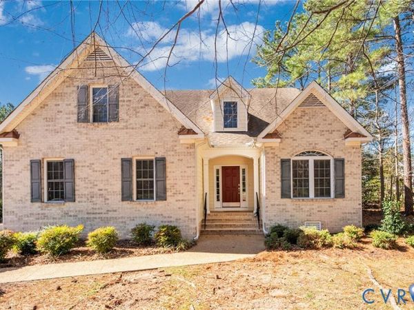 4748 Royal Burgess Court , Providence Forge, VA 23140