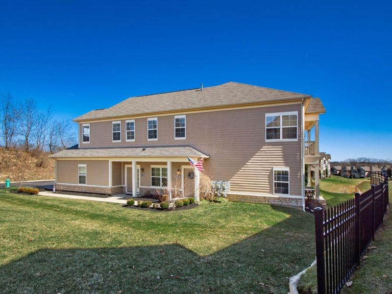 3732 Evelynton Avenue , Lewis Center, OH 43035 Photo 2