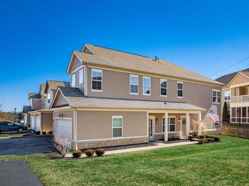 3732 Evelynton Avenue , Lewis Center, OH 43035 Photo 4