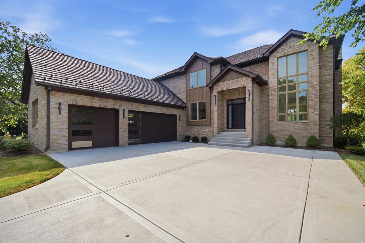 7234 Roxbury Court, Long Grove, IL 60060