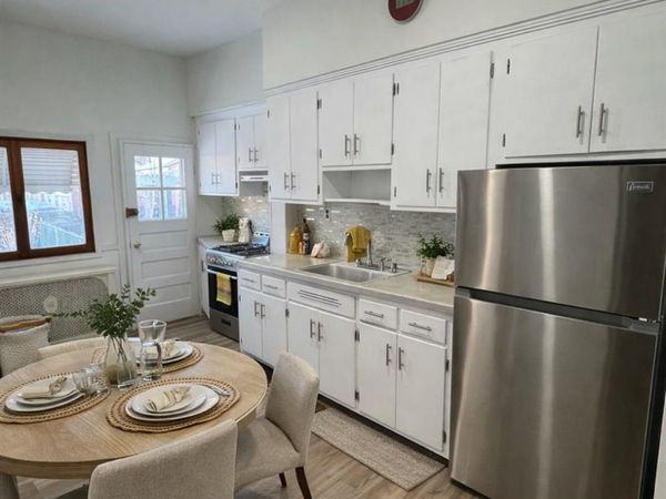 71-55 71st Place , Glendale, NY 11385