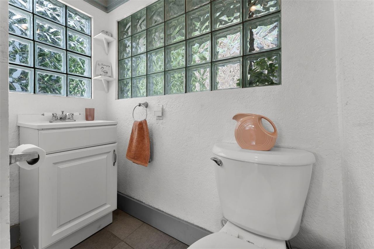 110 N Brown Avenue , Orlando, FL 32801 Photo