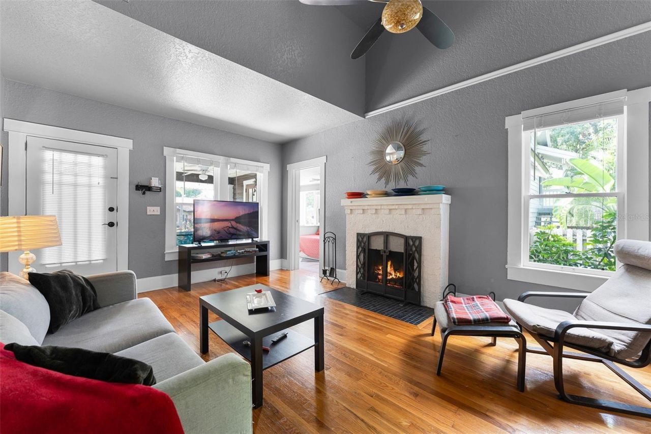 110 N Brown Avenue , Orlando, FL 32801 Photo