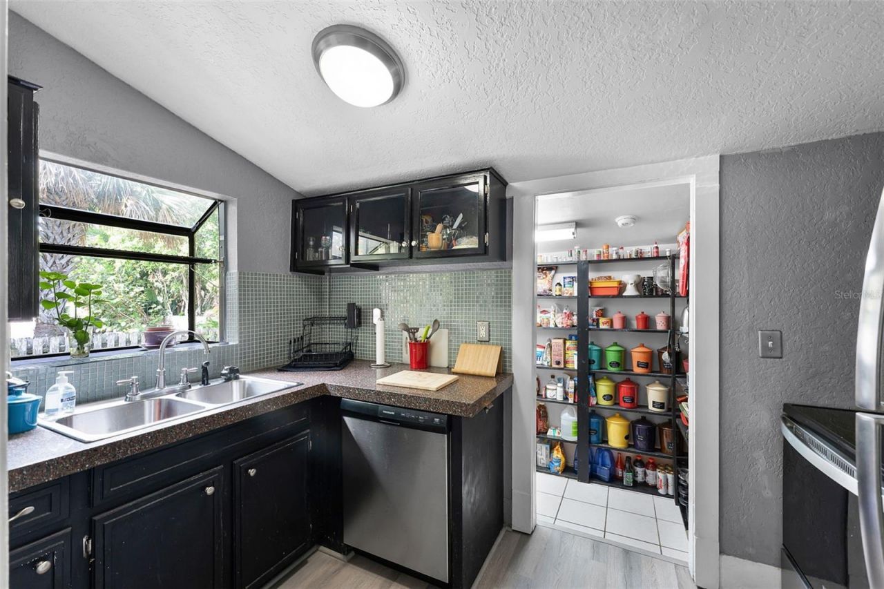 110 N Brown Avenue , Orlando, FL 32801 Photo