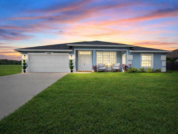 1238 SW Milan Lane, Port St. Lucie, FL 34953