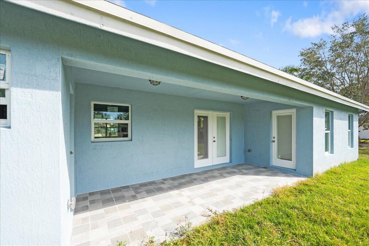 1238 SW Milan Lane, Port Saint Lucie, FL 34953 Photo