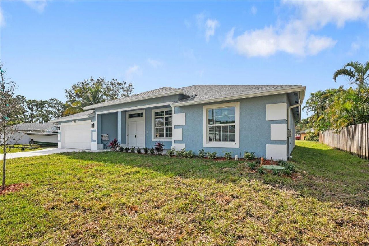 1238 SW Milan Lane, Port Saint Lucie, FL 34953 Photo