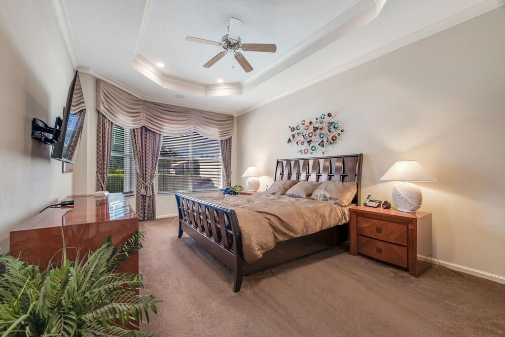 7775 Ocean Sunset Dr, Lake Worth, FL 33467 Photo