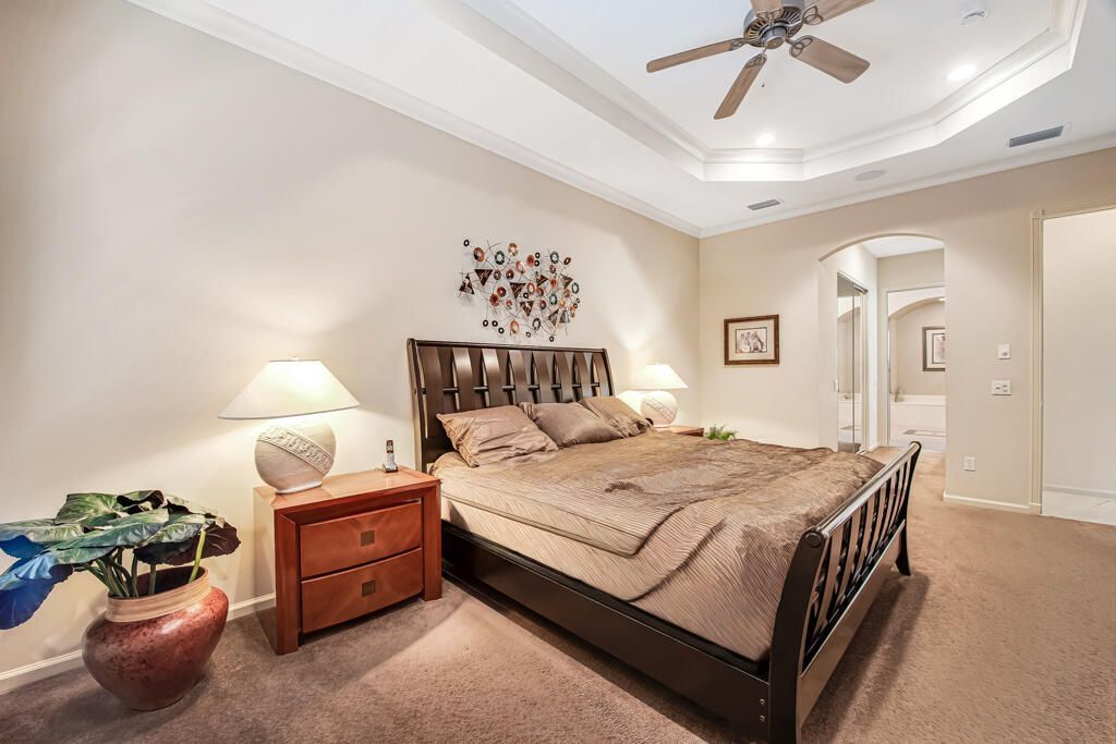 7775 Ocean Sunset Dr, Lake Worth, FL 33467 Photo