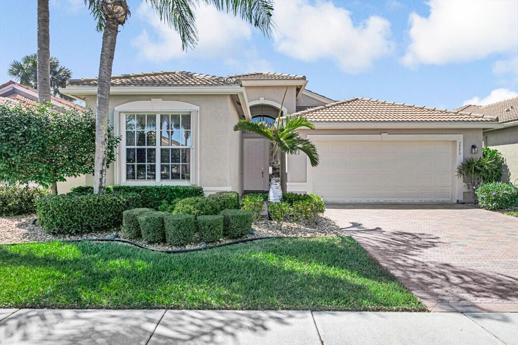 7775 Ocean Sunset Dr, Lake Worth, FL 33467 Photo