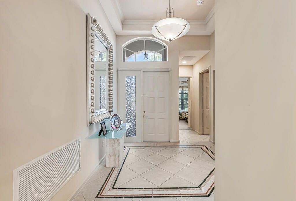 7775 Ocean Sunset Dr, Lake Worth, FL 33467 Photo